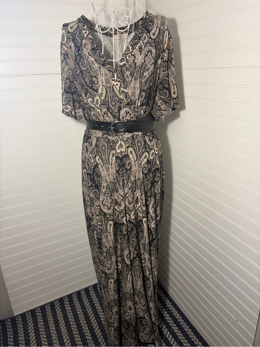 Gilli Black and Cream Paisley Wrap Maxi Dress